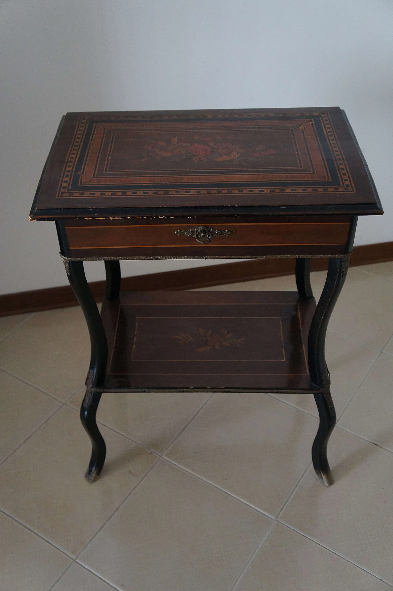Napoleon III openable work side table with mirror inside, late 19th century 5