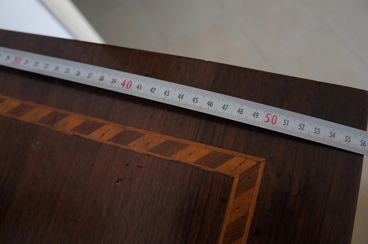 Cassettone Luigi XVI in noce intarsiato, '800 2