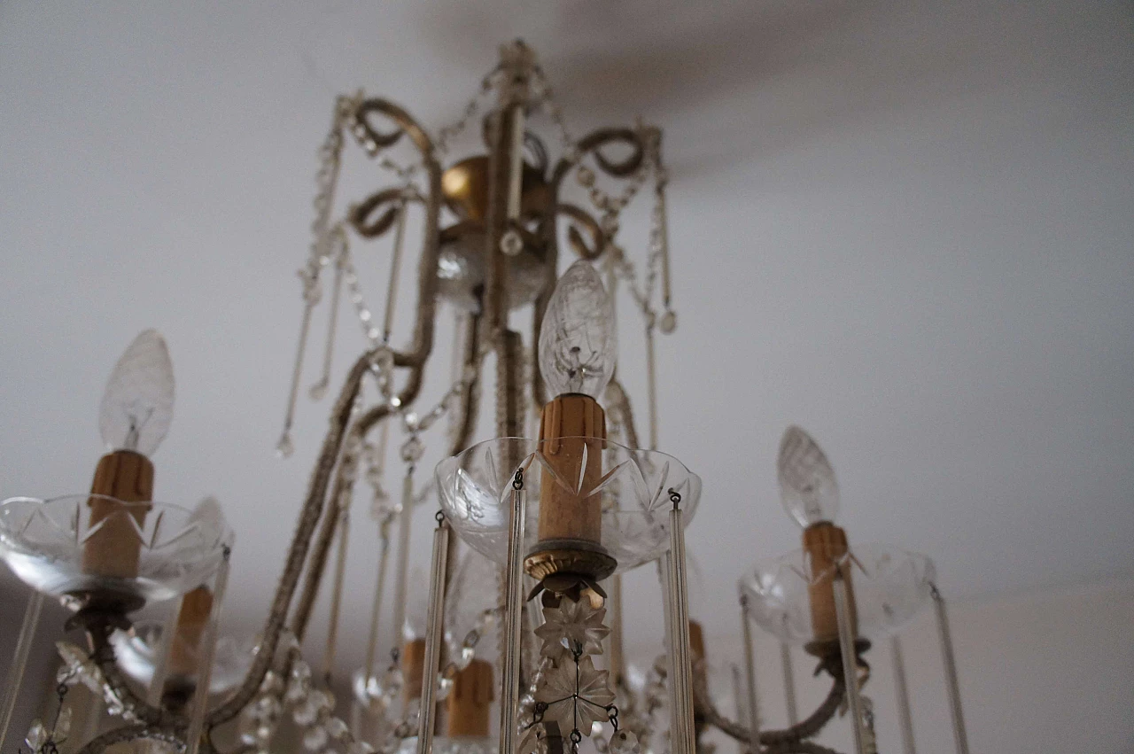 Lampadario con struttura dorata ed elementi in cristallo, fine '800 7