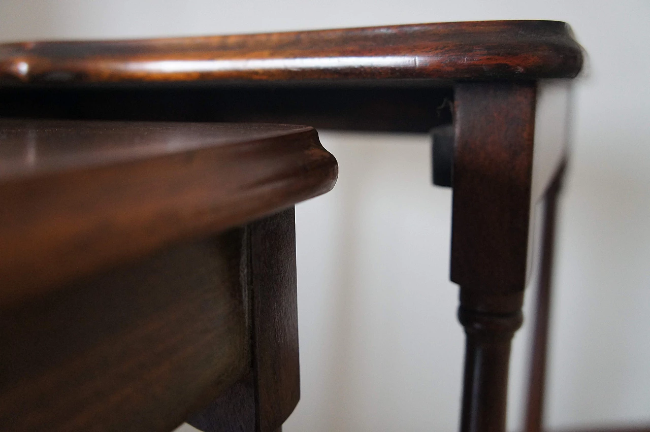 3 Tavolini ad incastro in mogano, anni '40 4