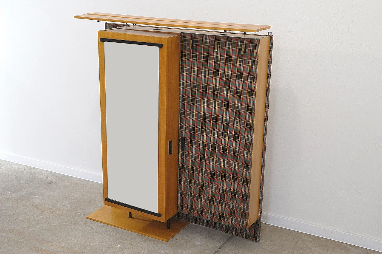 Appendiabiti da ingresso con scarpiera di AGP Holz, anni '60 3