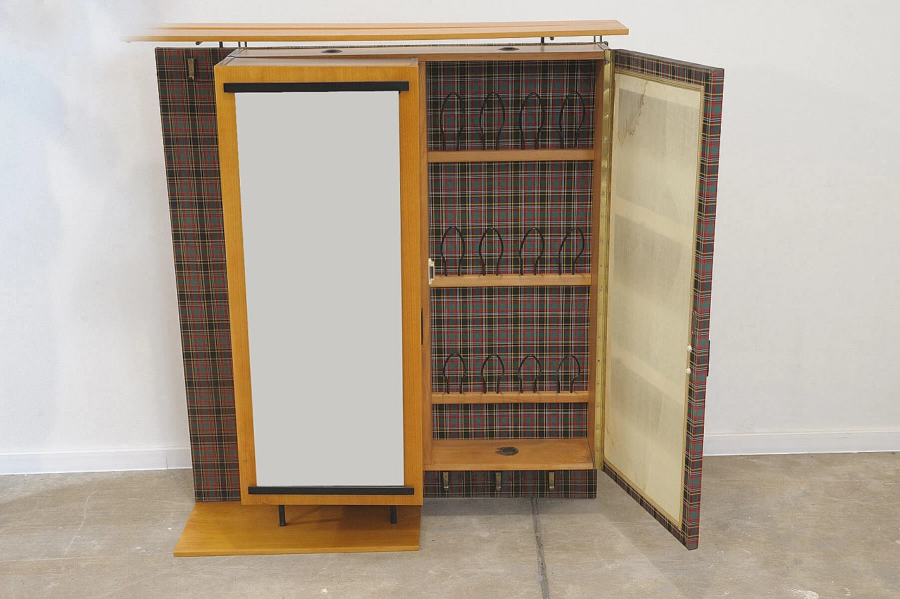 Appendiabiti da ingresso con scarpiera di AGP Holz, anni '60 8