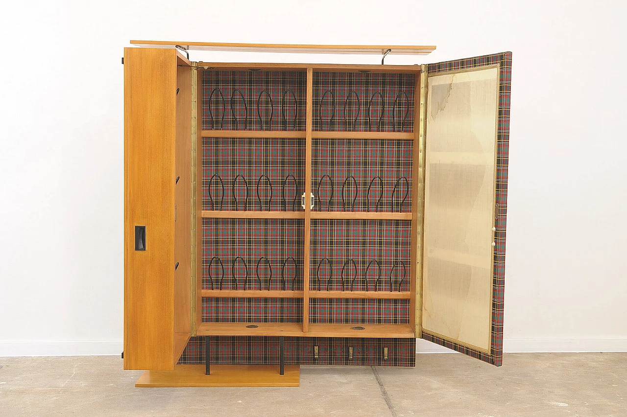 Appendiabiti da ingresso con scarpiera di AGP Holz, anni '60 9