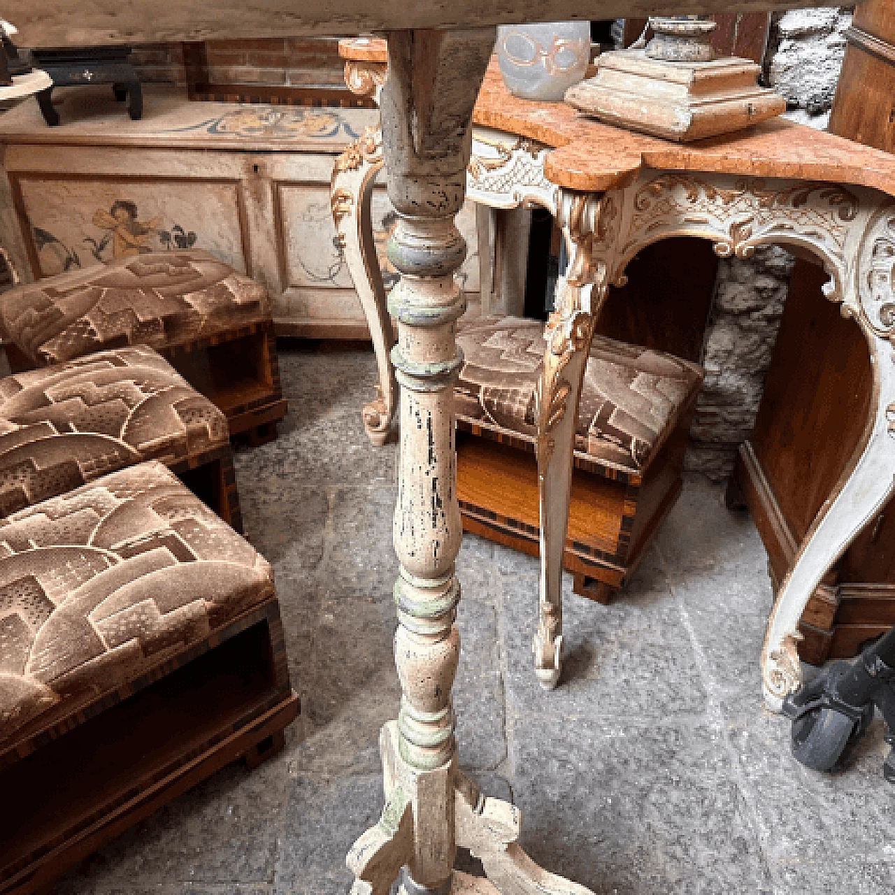 Sicilian white and green lacquered wood lectern, late 19th century 10