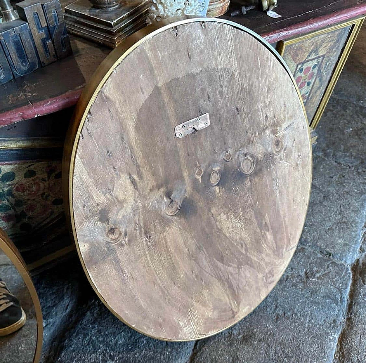 Coppia di specchi da parete ovali in alluminio dorato in stile Gio Ponti, anni '80 8