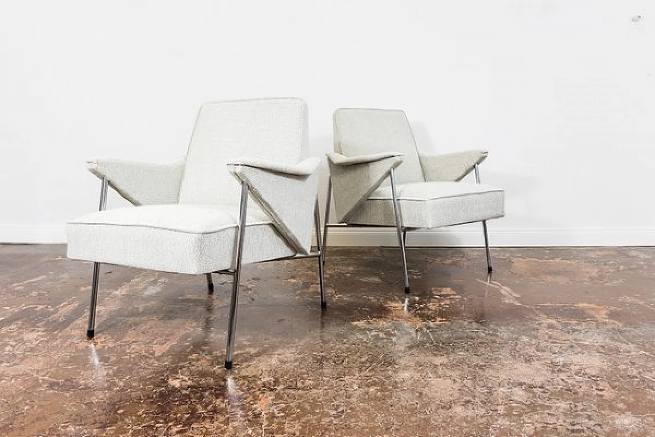 Coppia di poltrone Bat attribuite a Wchód Zadziele, anni '60 1