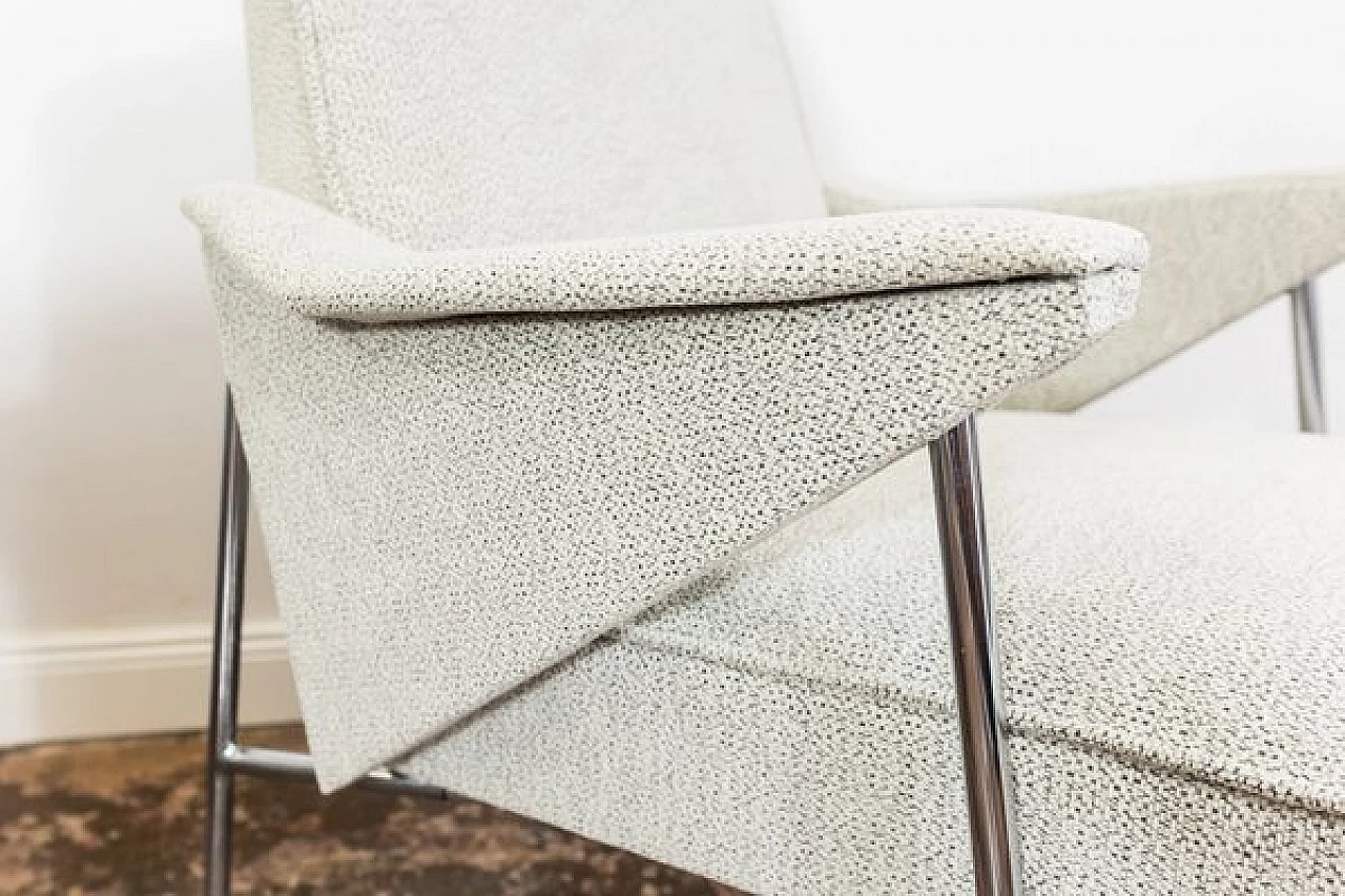 Coppia di poltrone Bat attribuite a Wchód Zadziele, anni '60 3