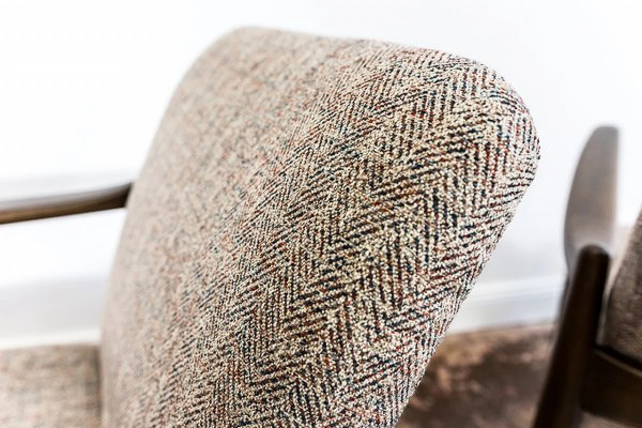 Coppia di poltrone GFM-64 in faggio di Edmund Homa per GFM, anni '60 5