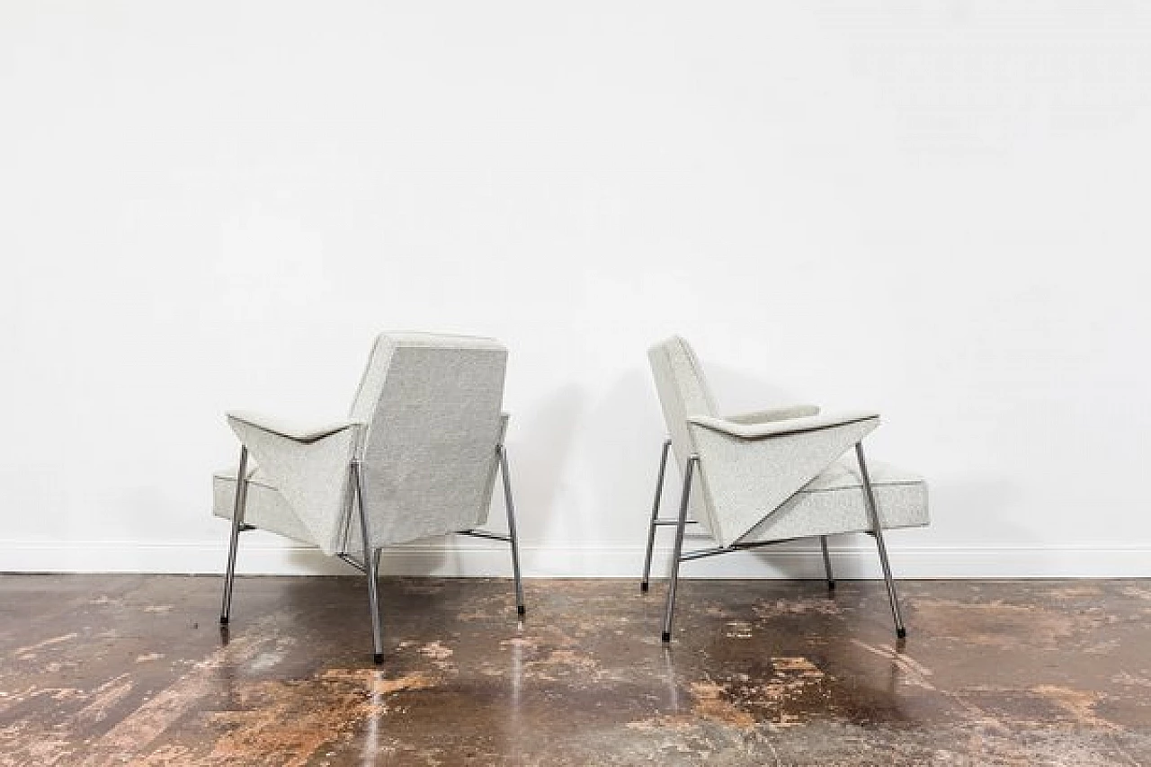 Coppia di poltrone Bat attribuite a Wchód Zadziele, anni '60 11