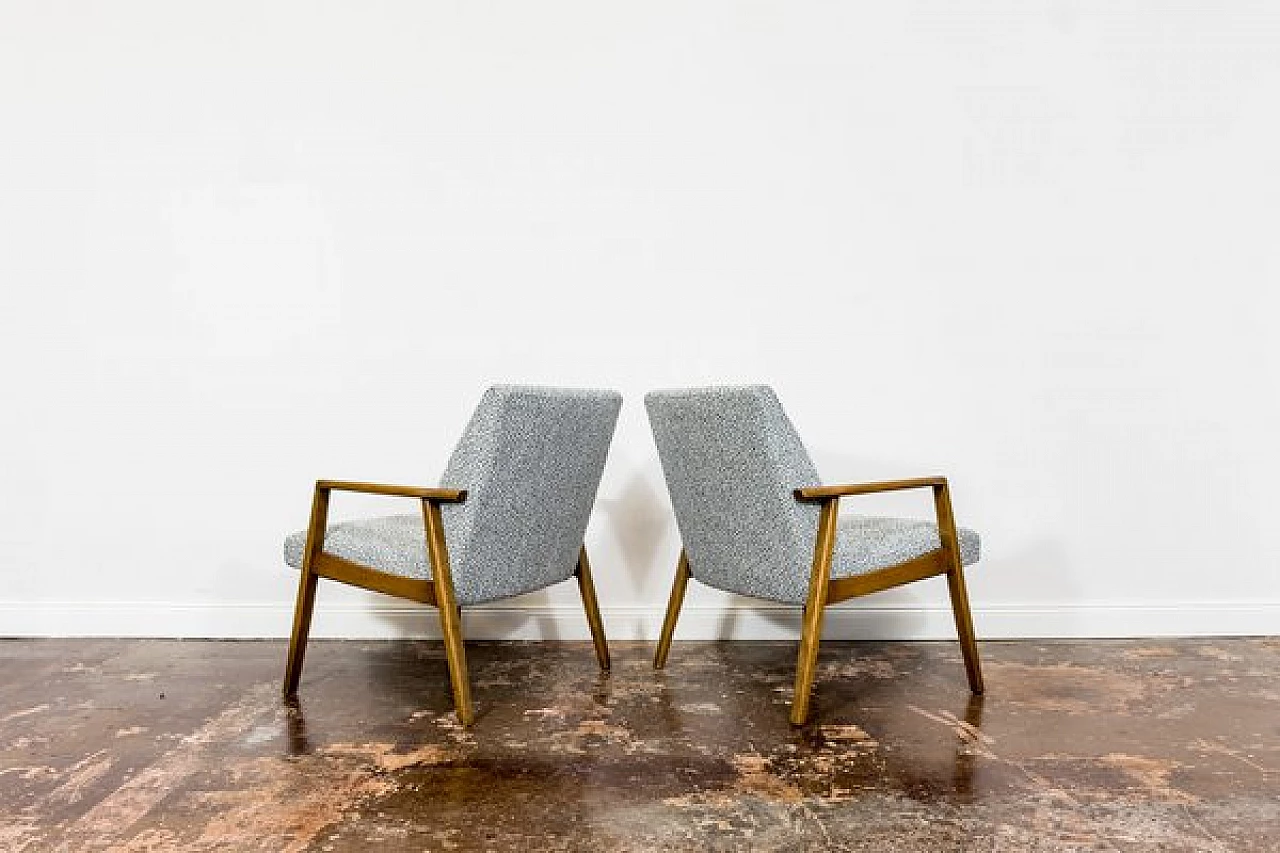 Coppia di poltrone in faggio e tessuto, anni '60 7