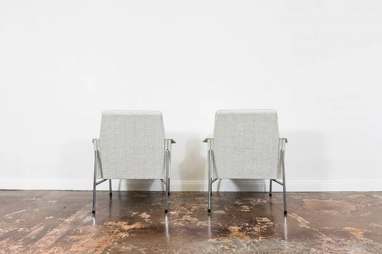 Coppia di poltrone Bat attribuite a Wchód Zadziele, anni '60 15