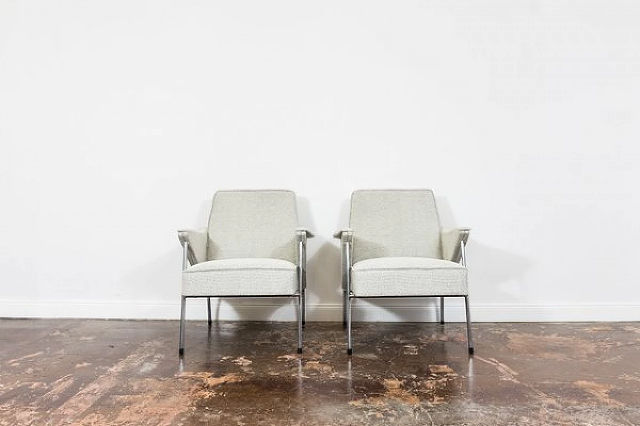 Coppia di poltrone Bat attribuite a Wchód Zadziele, anni '60 22