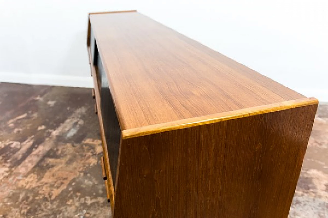 Credenza danese in teak con cassetti e ante scorrevoli nere, anni '60 22