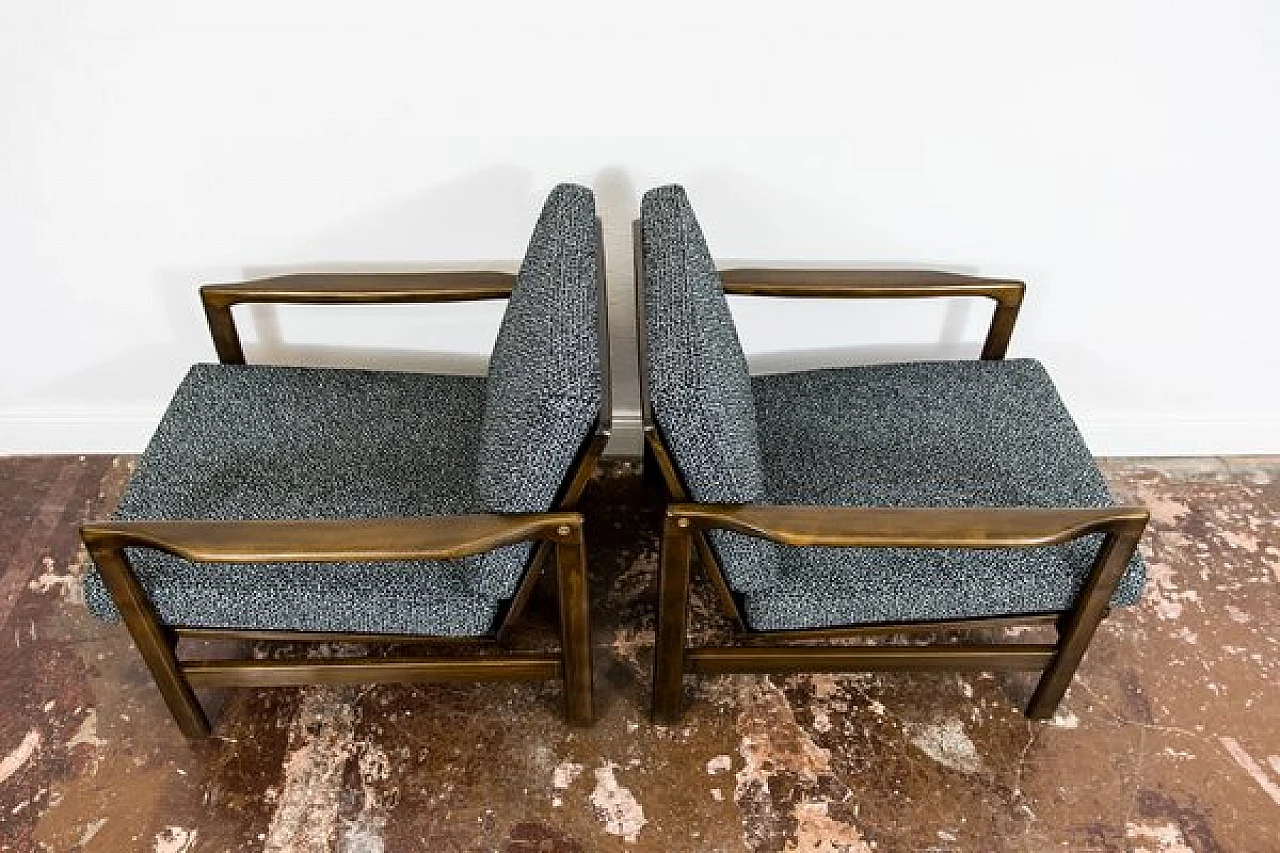 Pair of beech armchairs B-7522 by Zenon Bączyk, 1960s 4