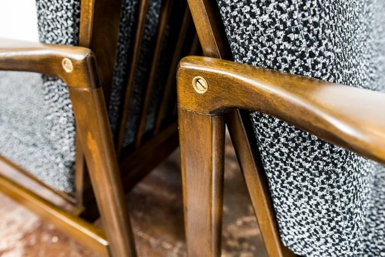 Coppia di poltrone B-7522 in faggio di Zenon Bączyk, anni '60 5