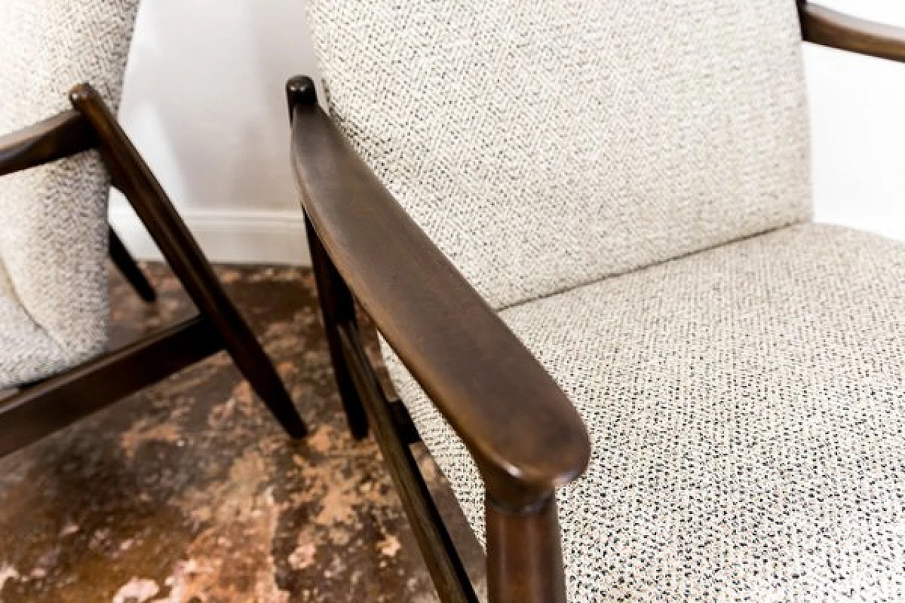 Coppia di poltrone GFM-64 di Edmund Homa per GFM, anni '60 12