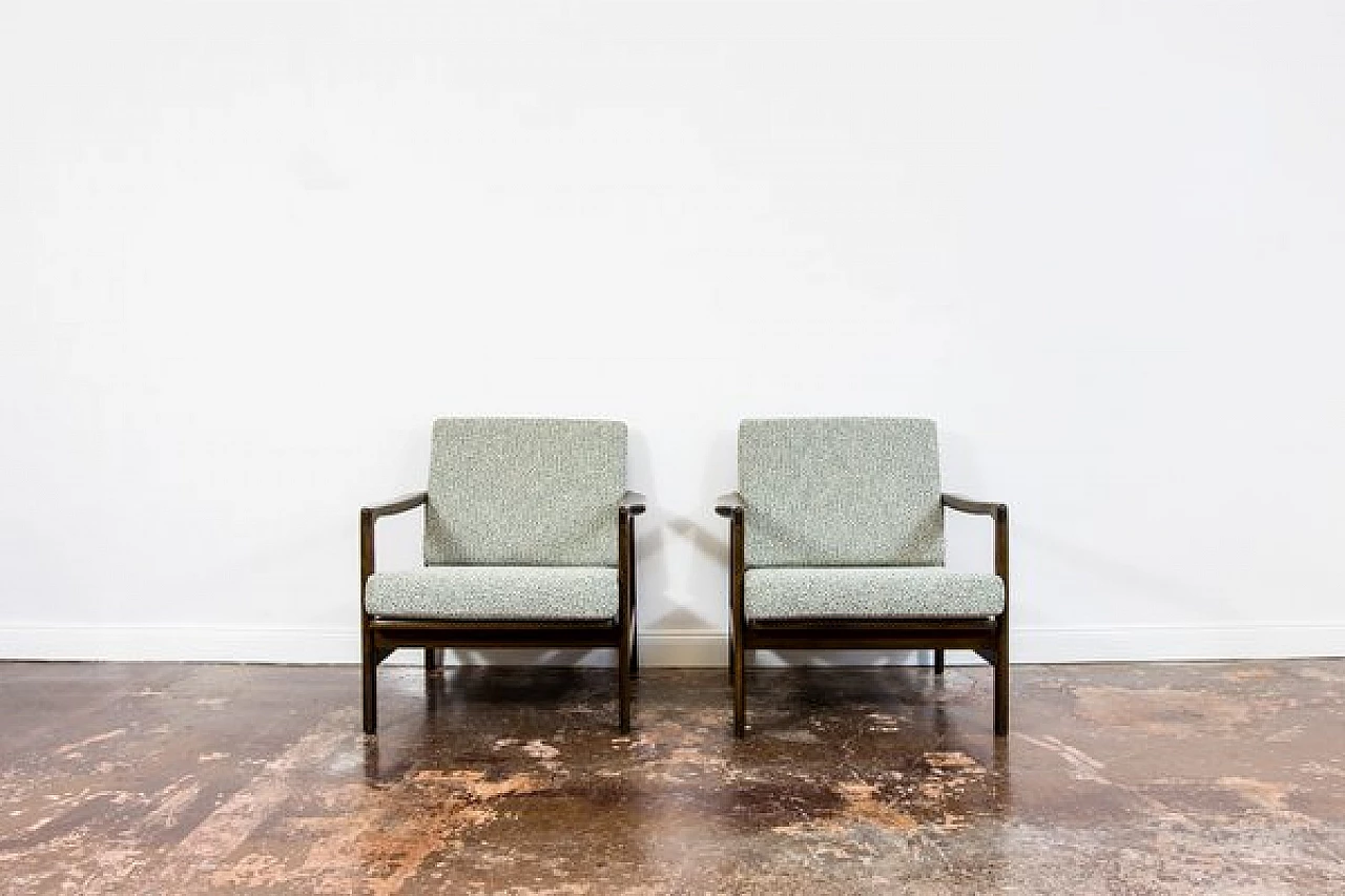 Pair of fabric and beech B-7522 armchairs by Zenon Bączyk for SFM, 1960s 25