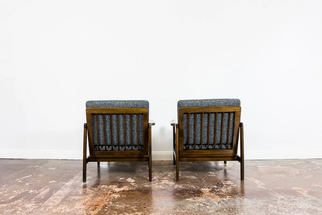 Pair of beech armchairs B-7522 by Zenon Bączyk, 1960s 25