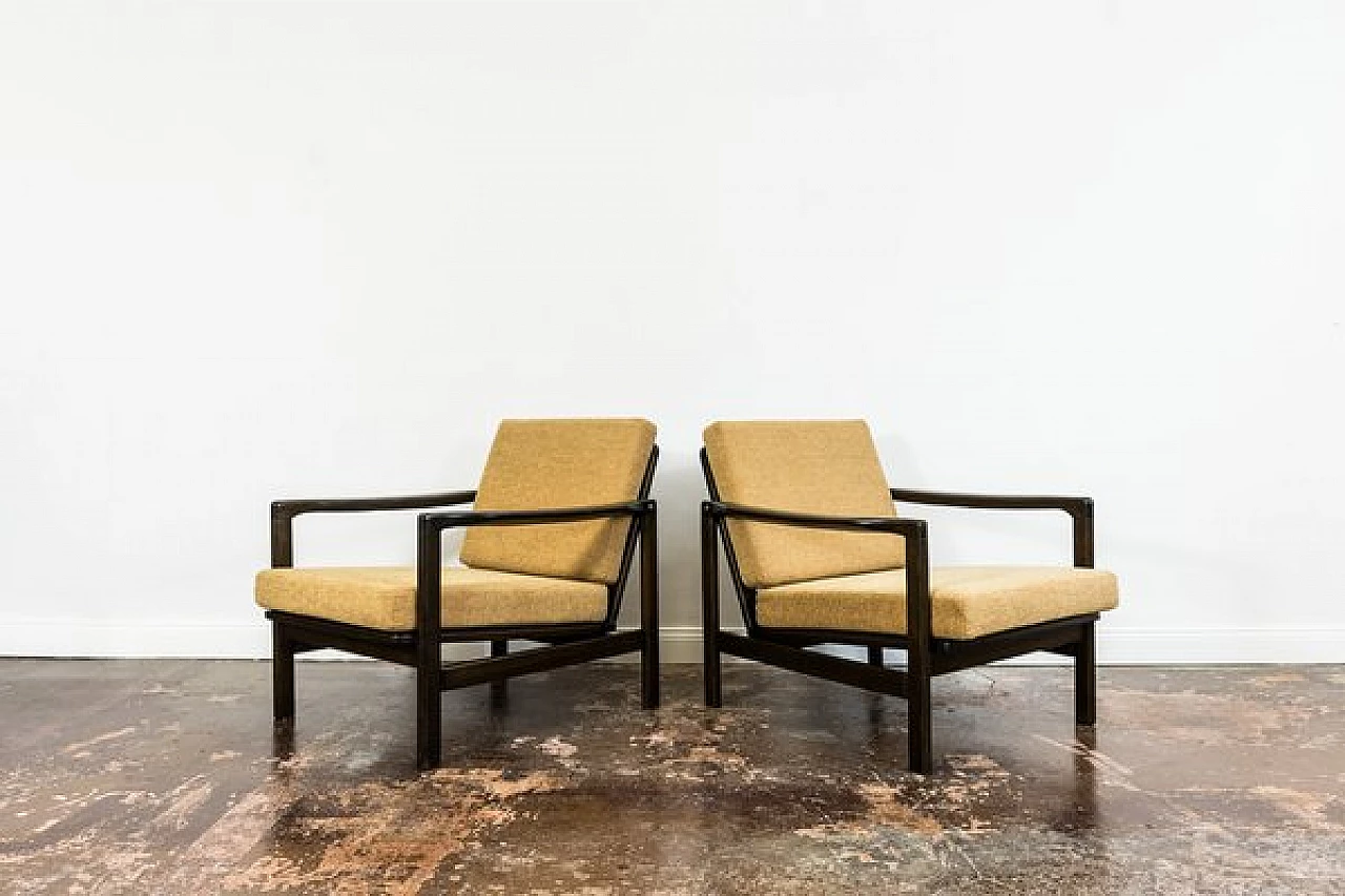 Pair of B-7522 armchairs by Zenon Bączyk for Swarzędzkie Fabryki Mebli, 1960s 11