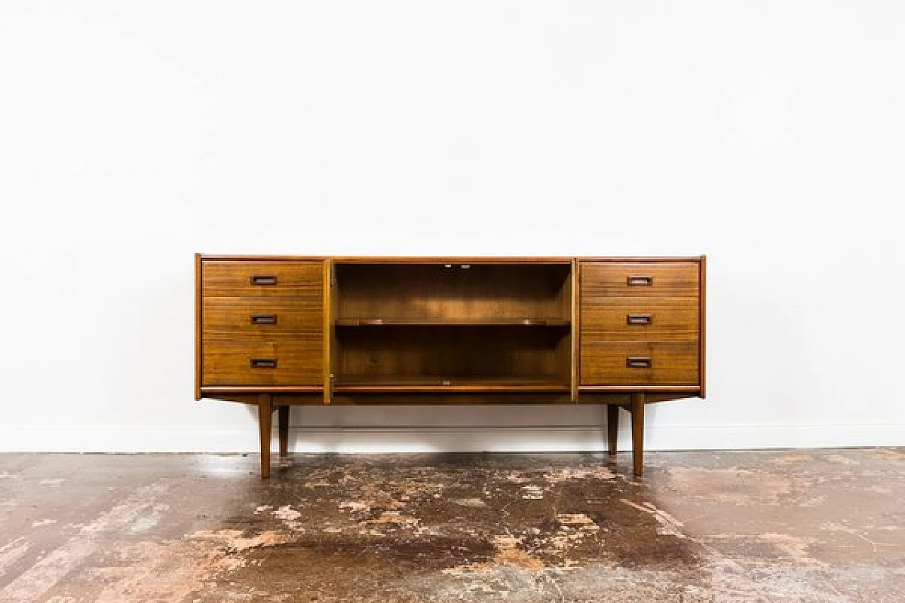 Credenza in legno di Bydgoskie Fabryki Mebli, anni '60 19