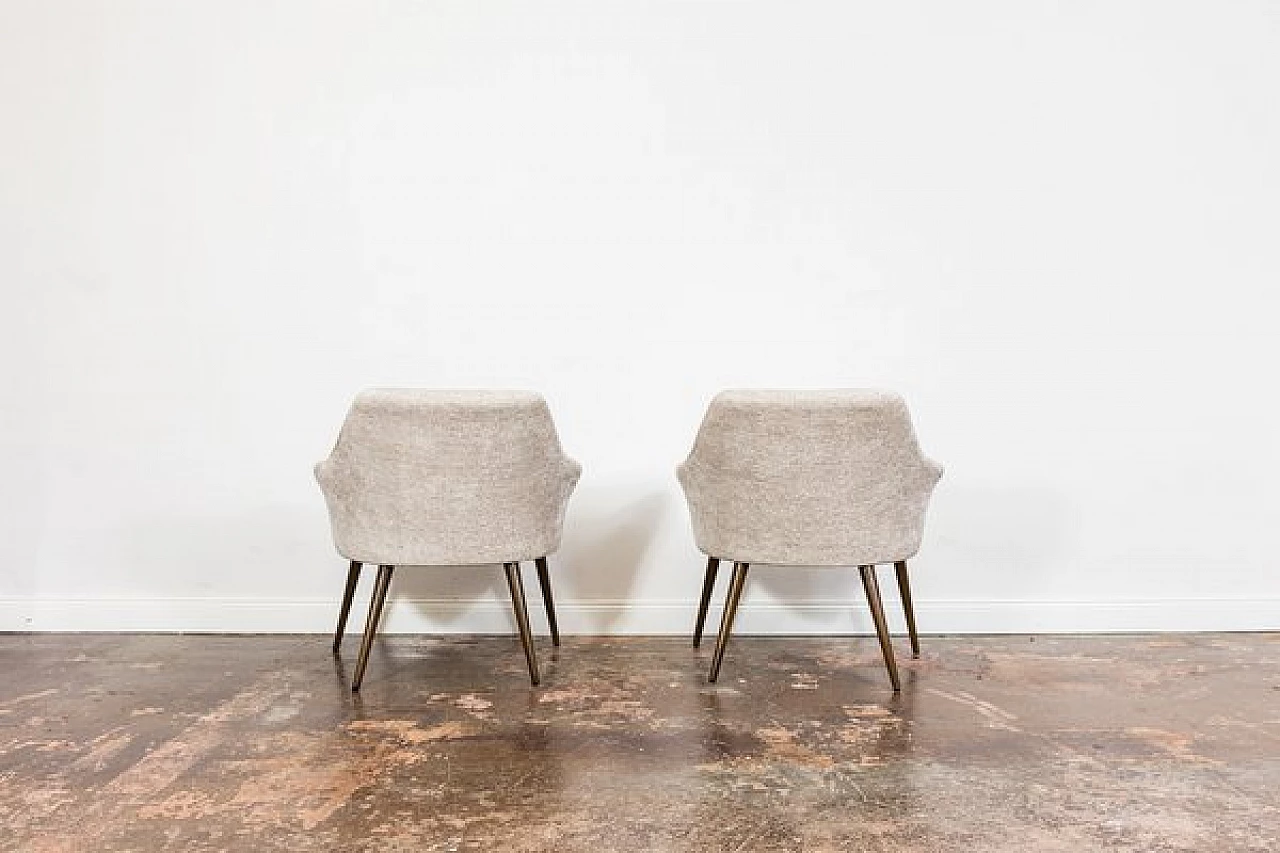 Coppia di poltrone in legno, anni '70 10