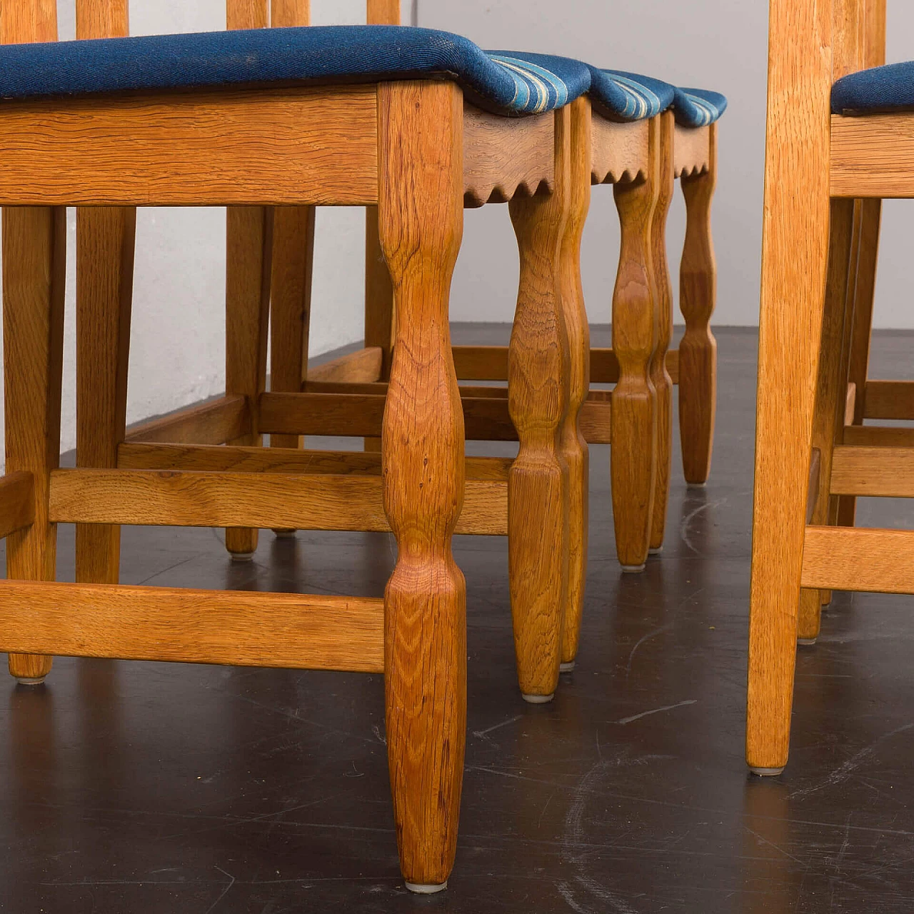 6 Oak chairs by Henning Kjaernulf for Nyrup Mobelfabrikk, 1960s 6