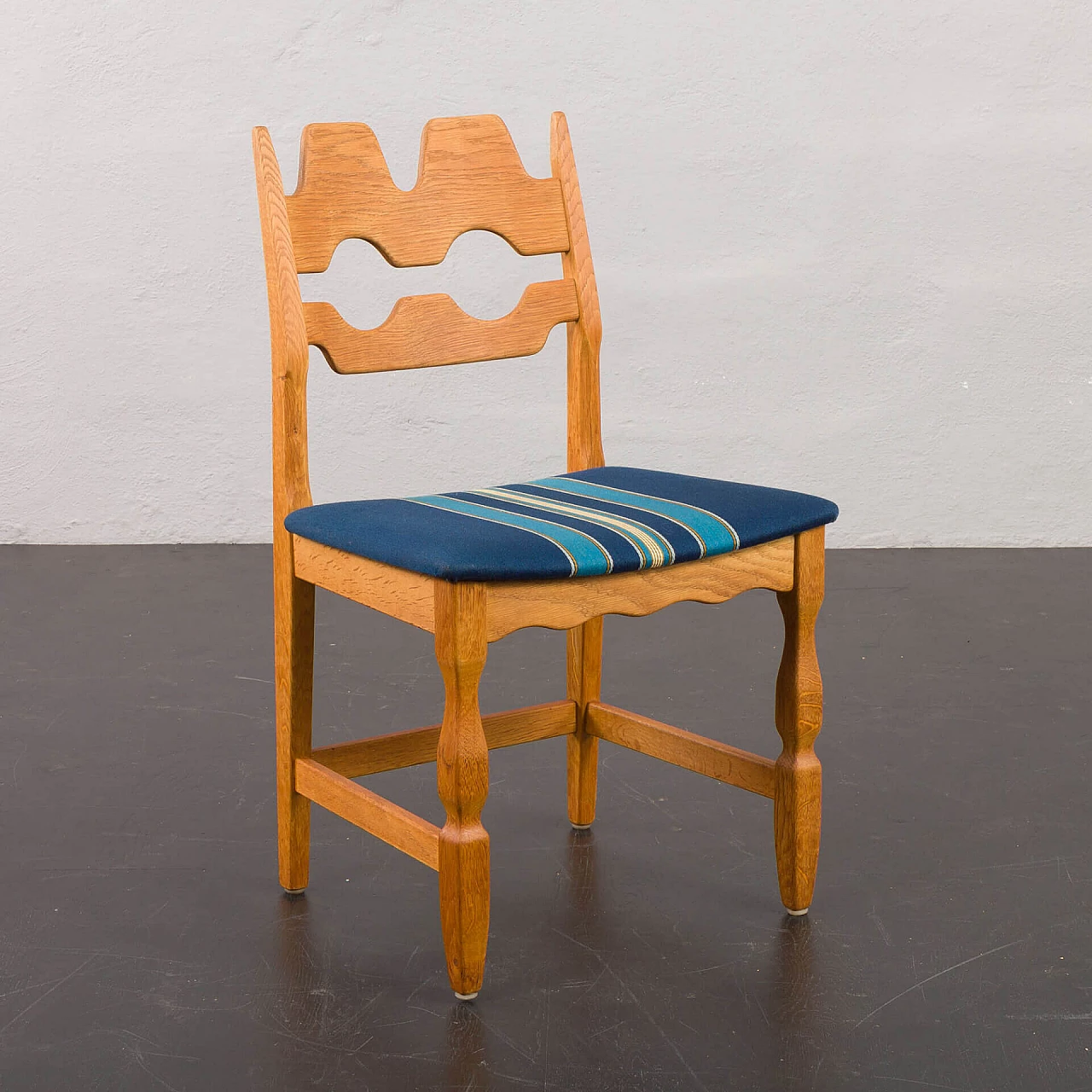6 Oak chairs by Henning Kjaernulf for Nyrup Mobelfabrikk, 1960s 11