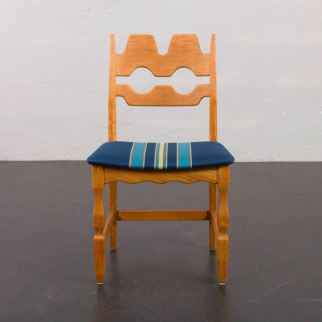 6 Oak chairs by Henning Kjaernulf for Nyrup Mobelfabrikk, 1960s 12