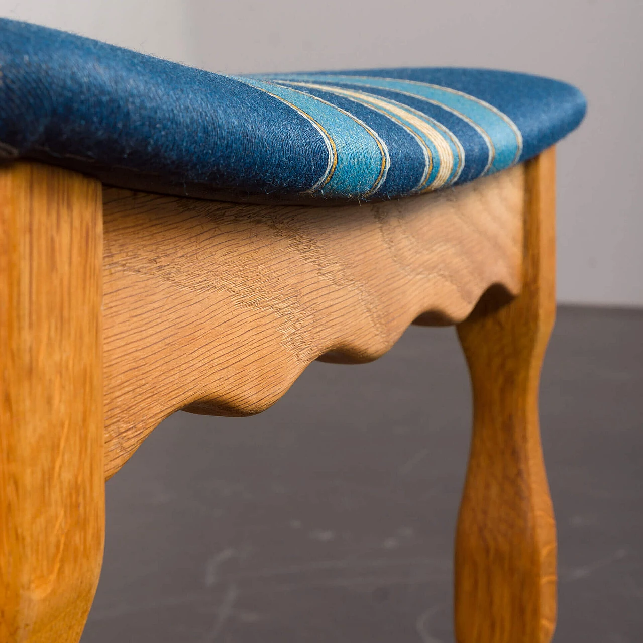 6 Sedie in rovere di Henning Kjaernulf per Nyrup Mobelfabrikk, anni '60 20