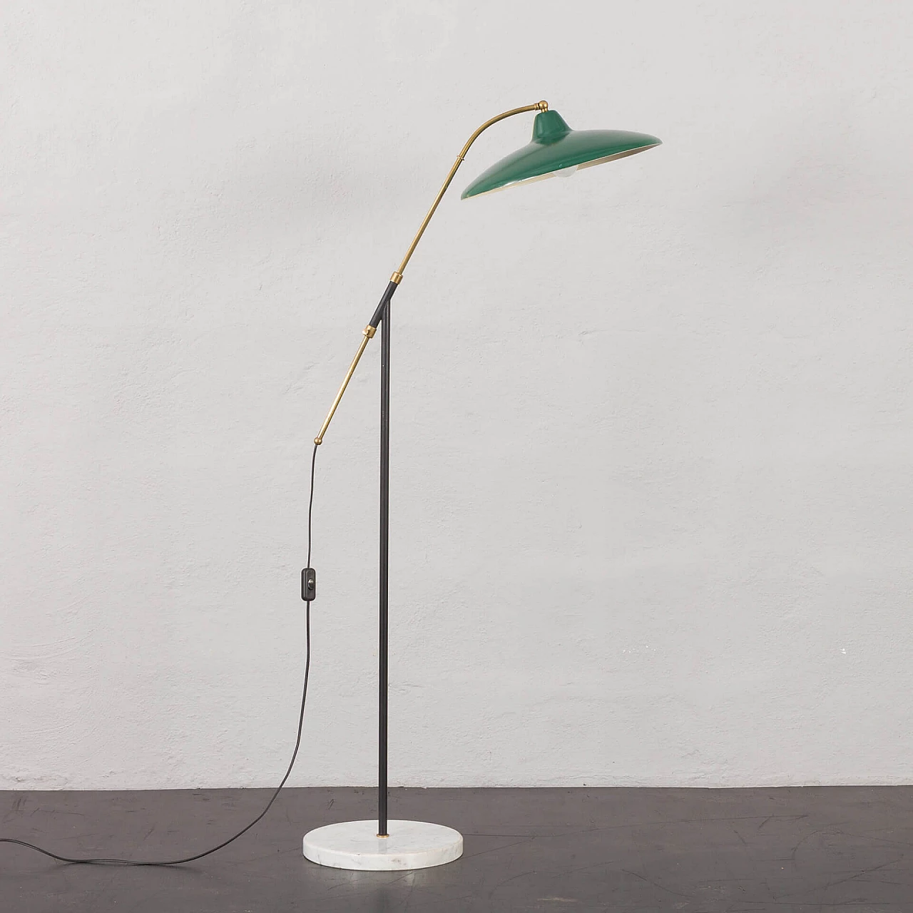 Marble and metal floor lamp attributed to Stilnovo, 1950s 1