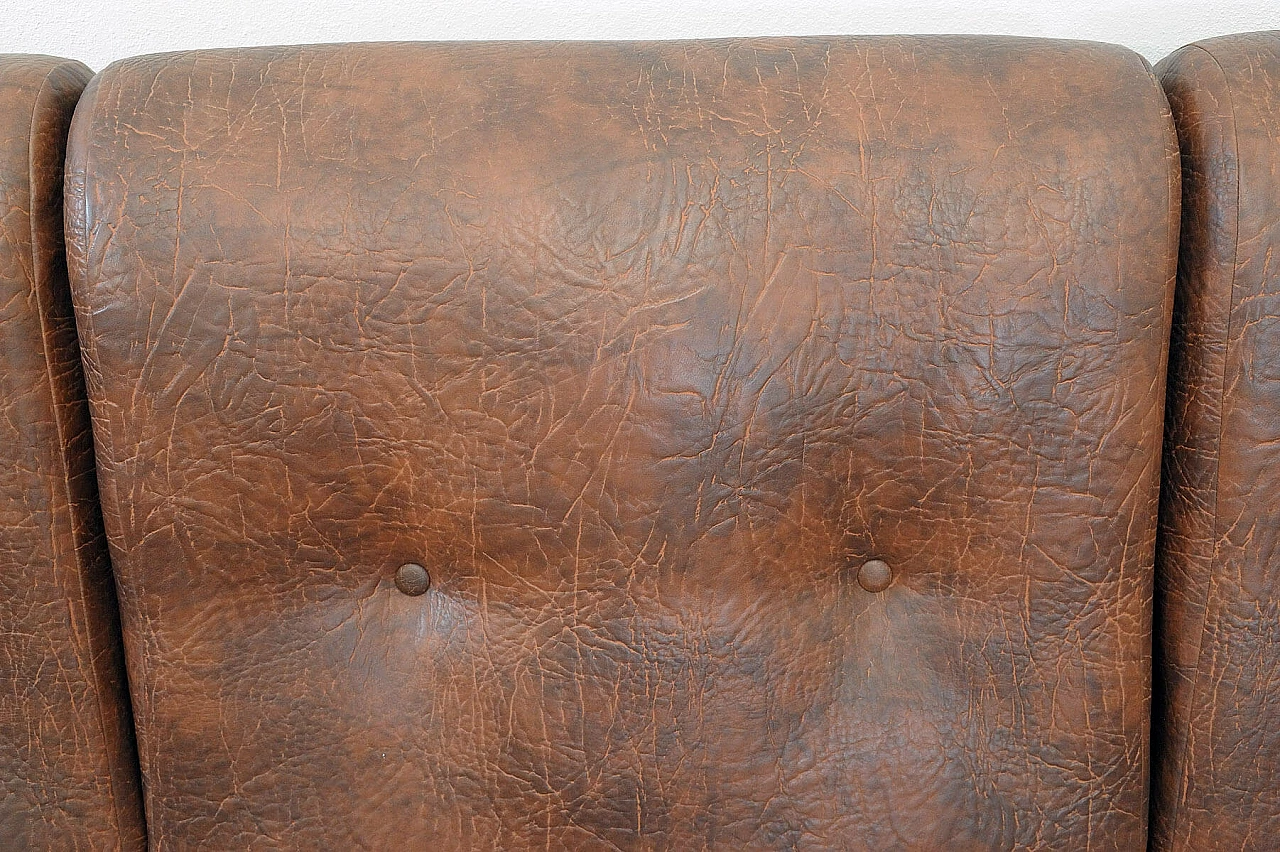 Coppia di poltrone e divano cecoslovacchi in similpelle marrone, anni '70 10
