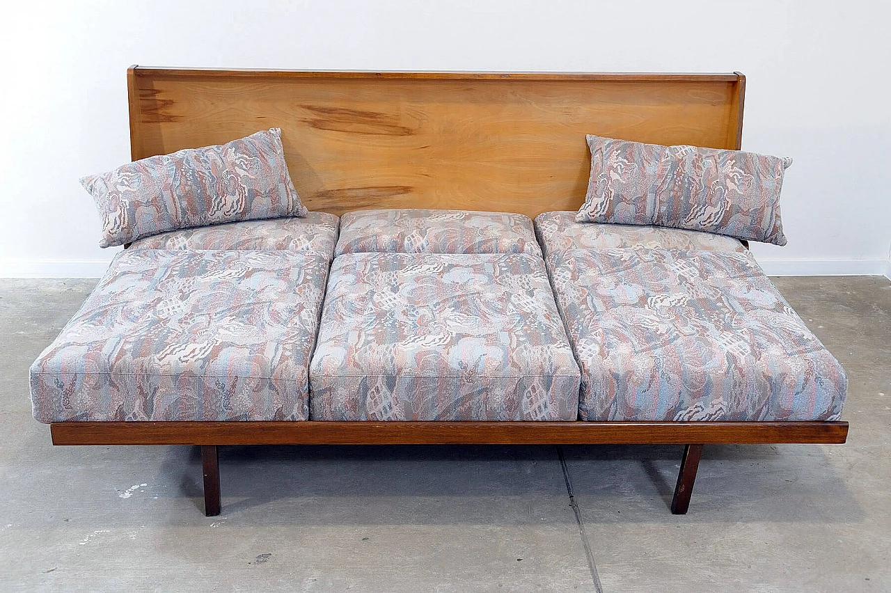 Czechoslovakian walnut veneered wood folding sofa bed, 1950s 10