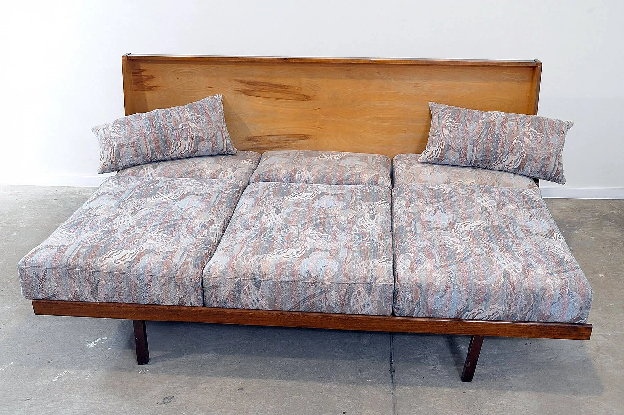 Czechoslovakian walnut veneered wood folding sofa bed, 1950s 13