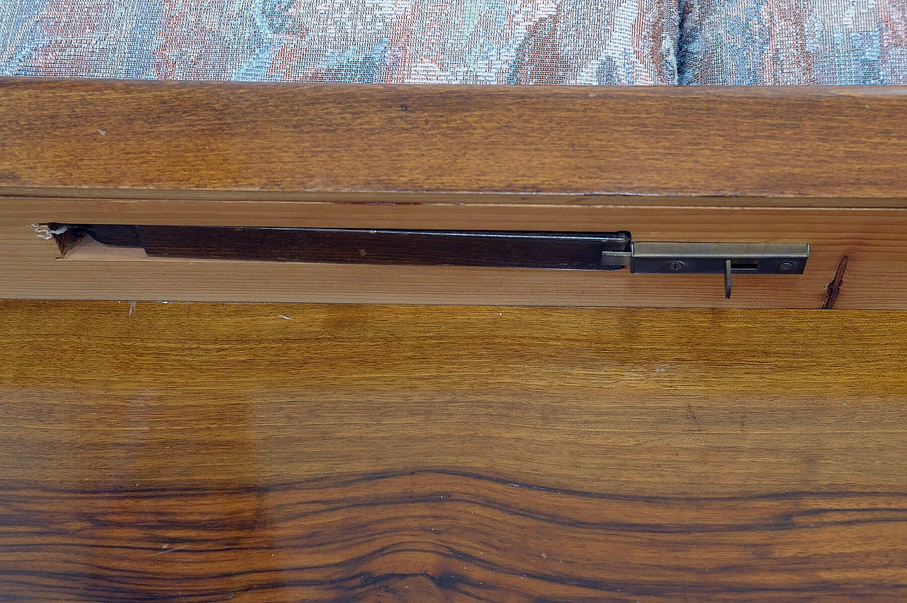 Czechoslovakian walnut veneered wood folding sofa bed, 1950s 30