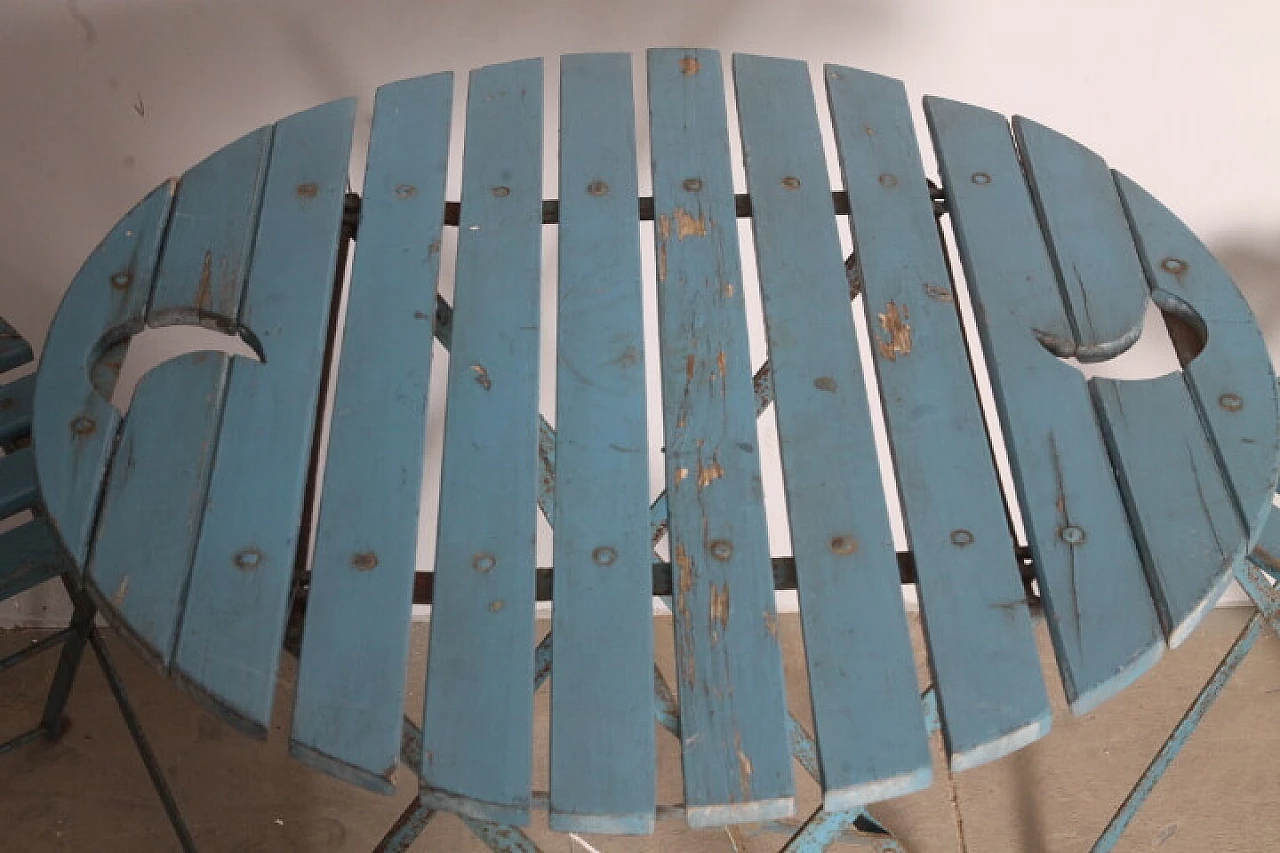 Light blue lacquered garden folding side table and pair of chairs, 1950s 8