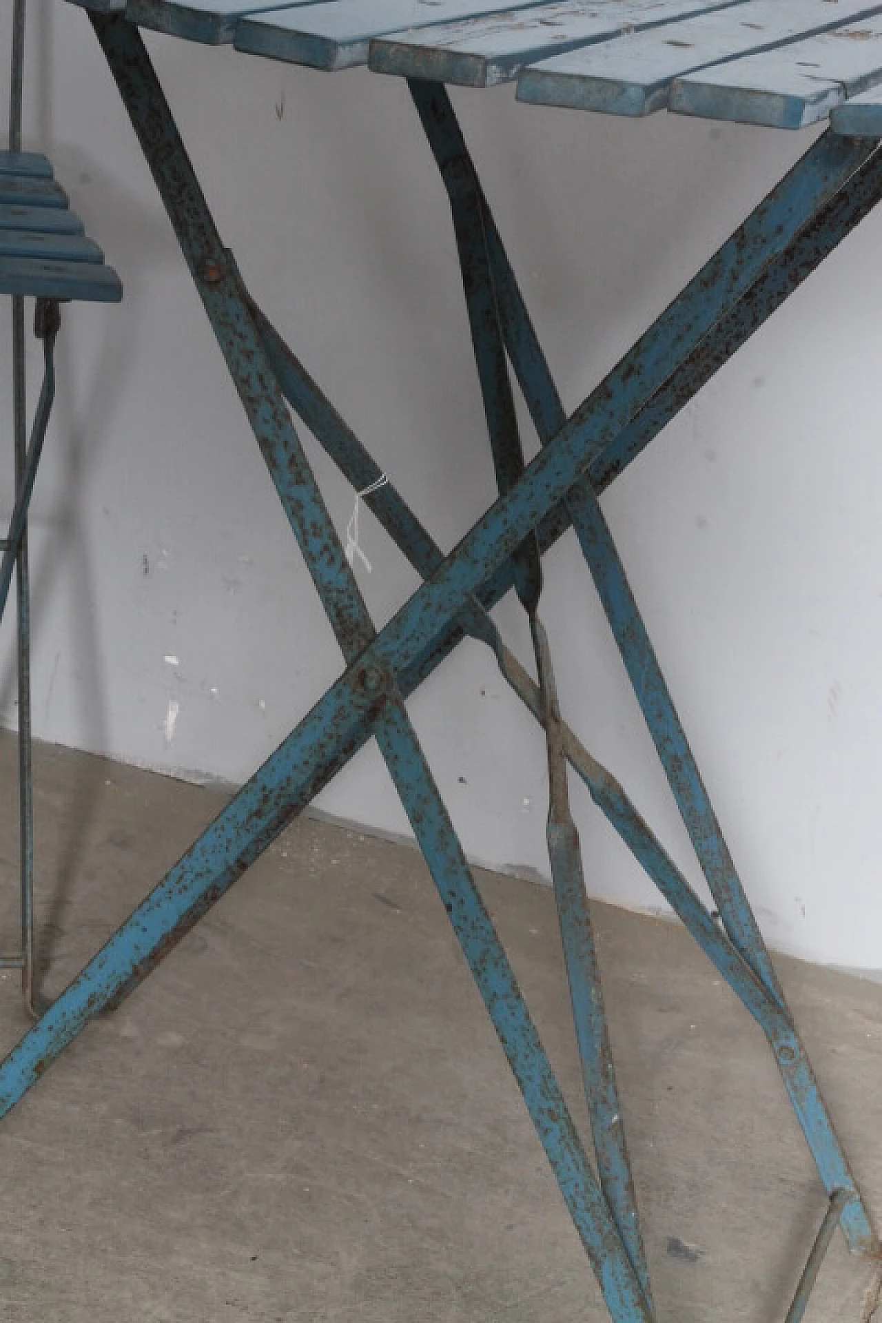 Light blue lacquered garden folding side table and pair of chairs, 1950s 10