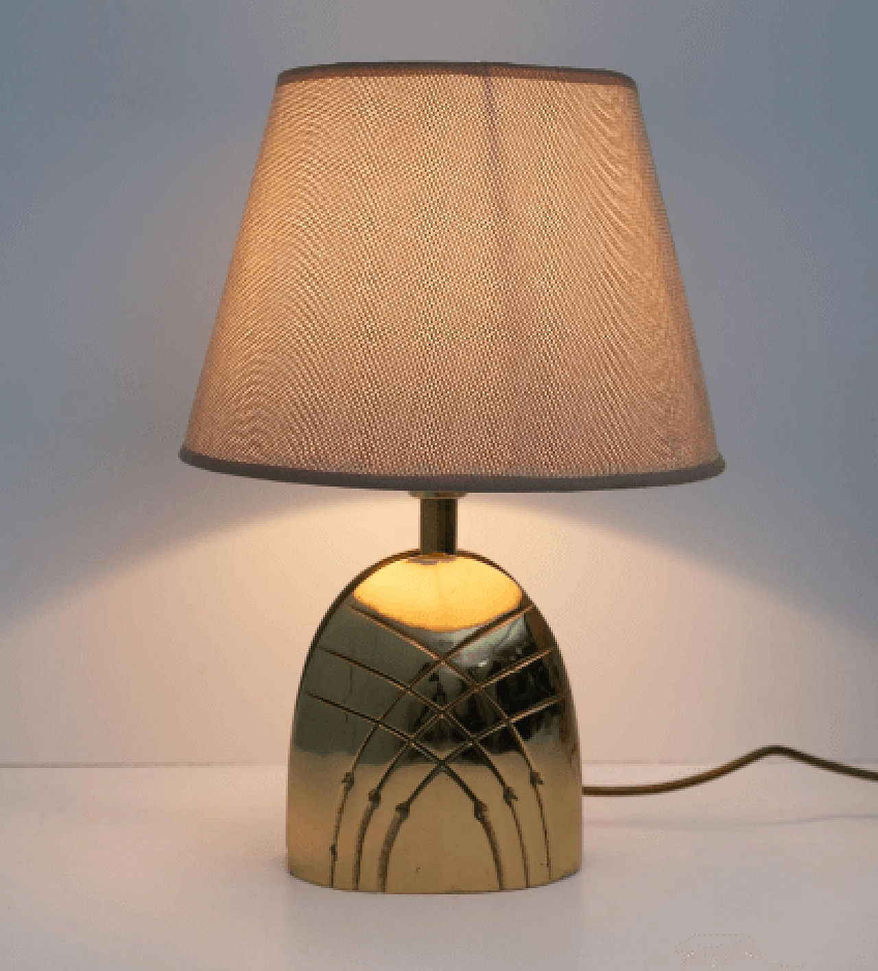 Coppia di lampade da tavolo in ottone con paralume in tessuto, anni '70 7