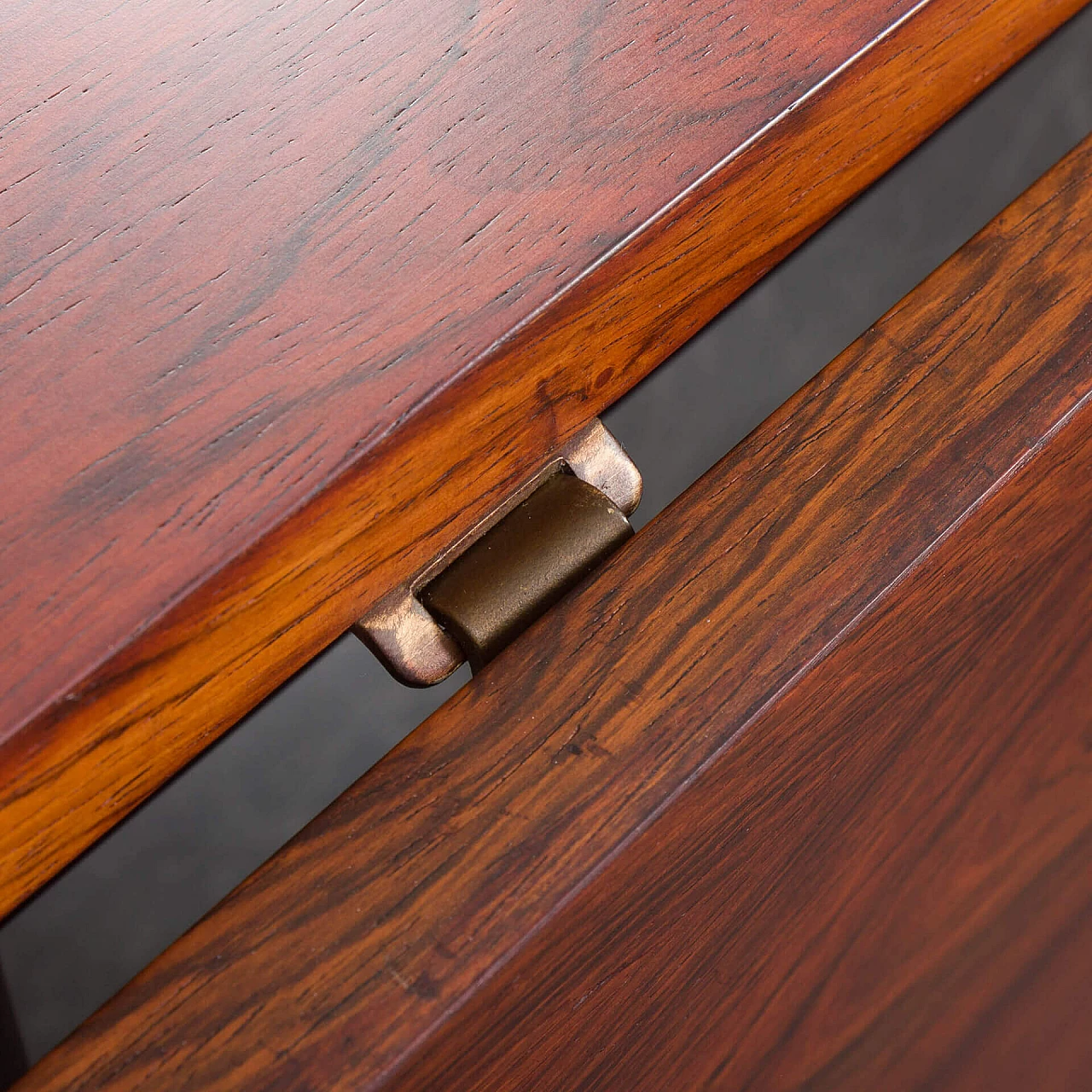 Tavolo da pranzo in palissandro con ante nello stile di Arne Vodder, anni '60 8