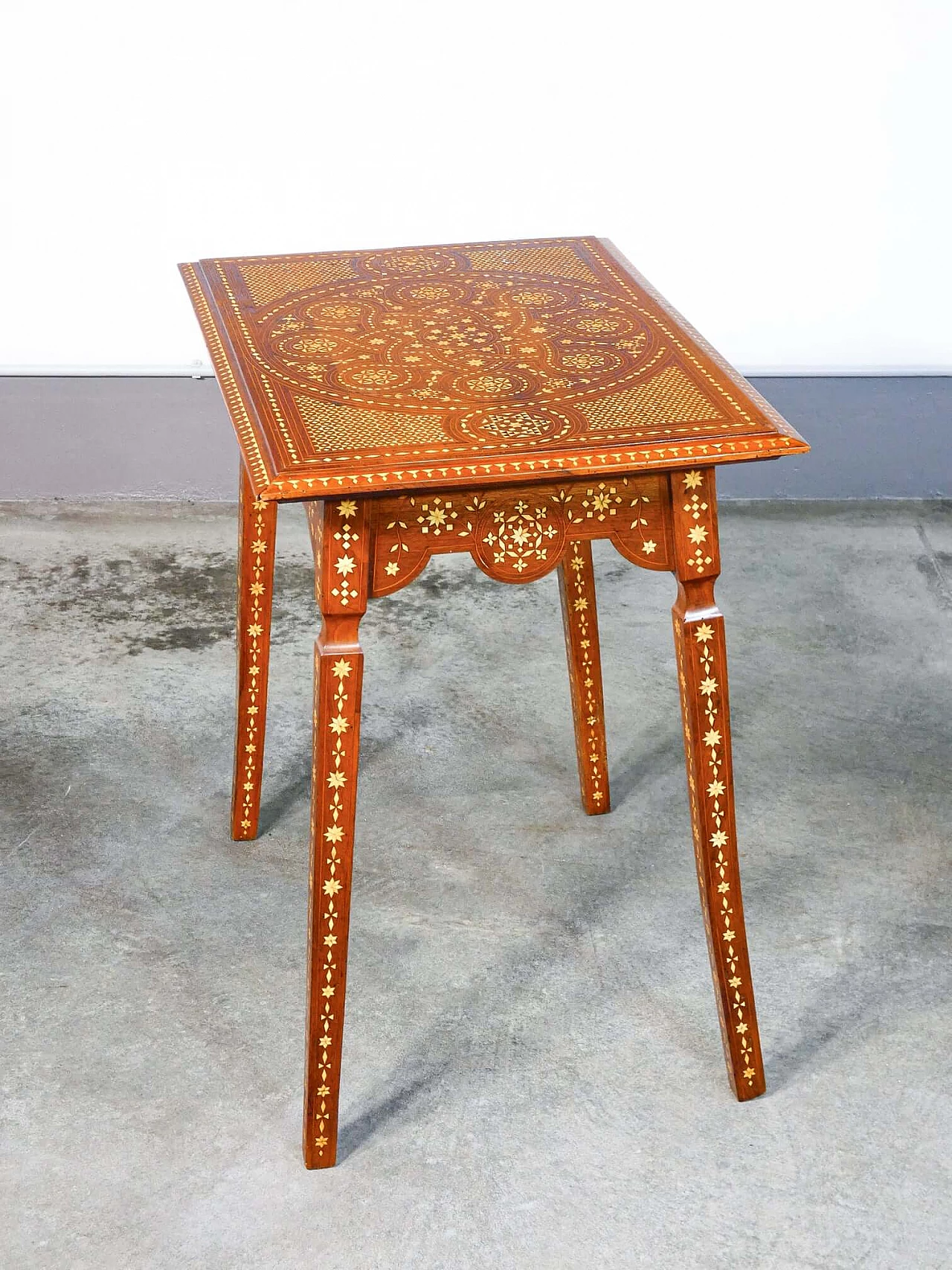 Carthusian-inlaid wooden coffee table in the style of Adriano Brambilla, late 19th century 7