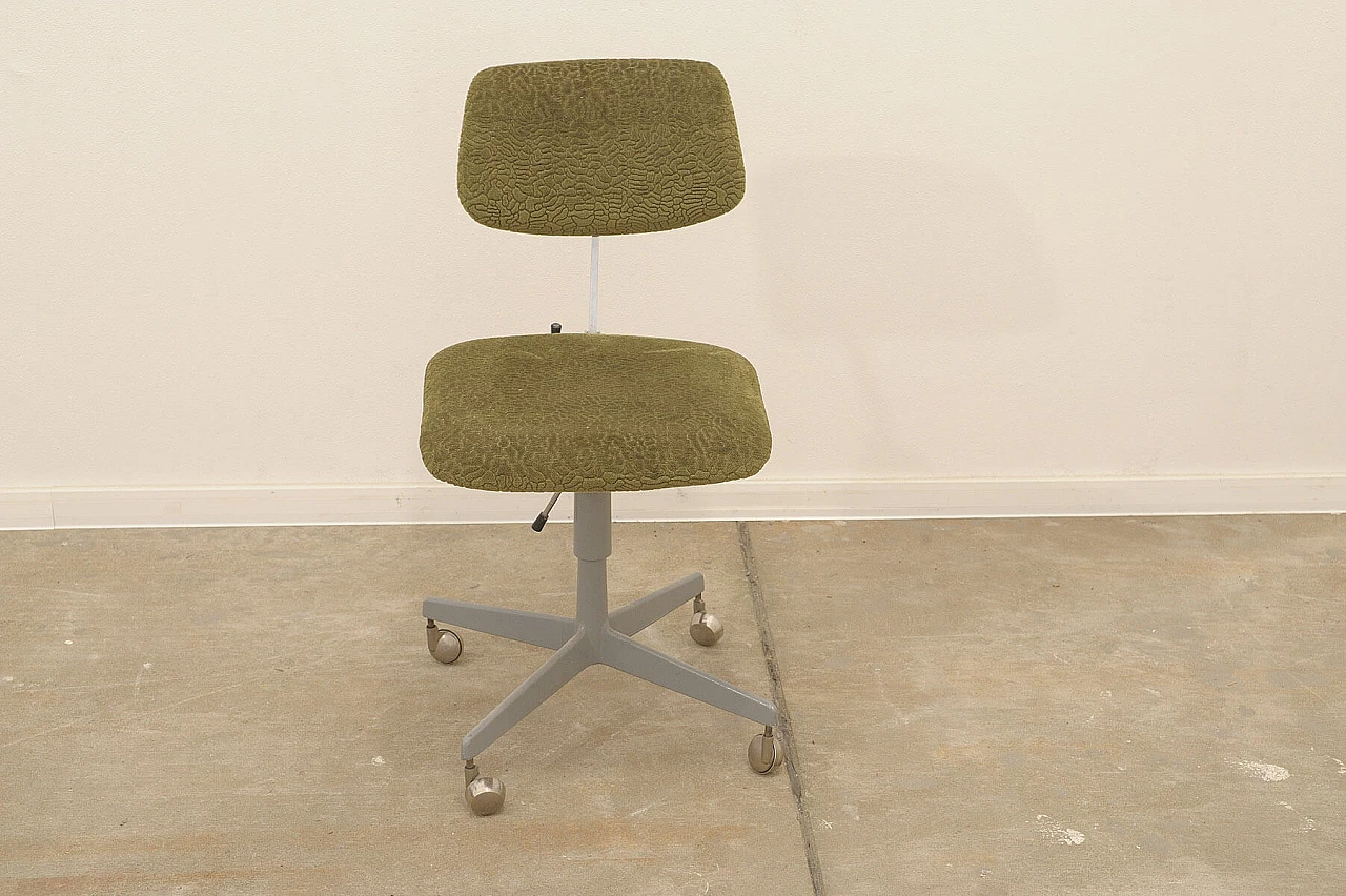 Plastic, fabric and iron swivel chair by Kovona, 1950s 4