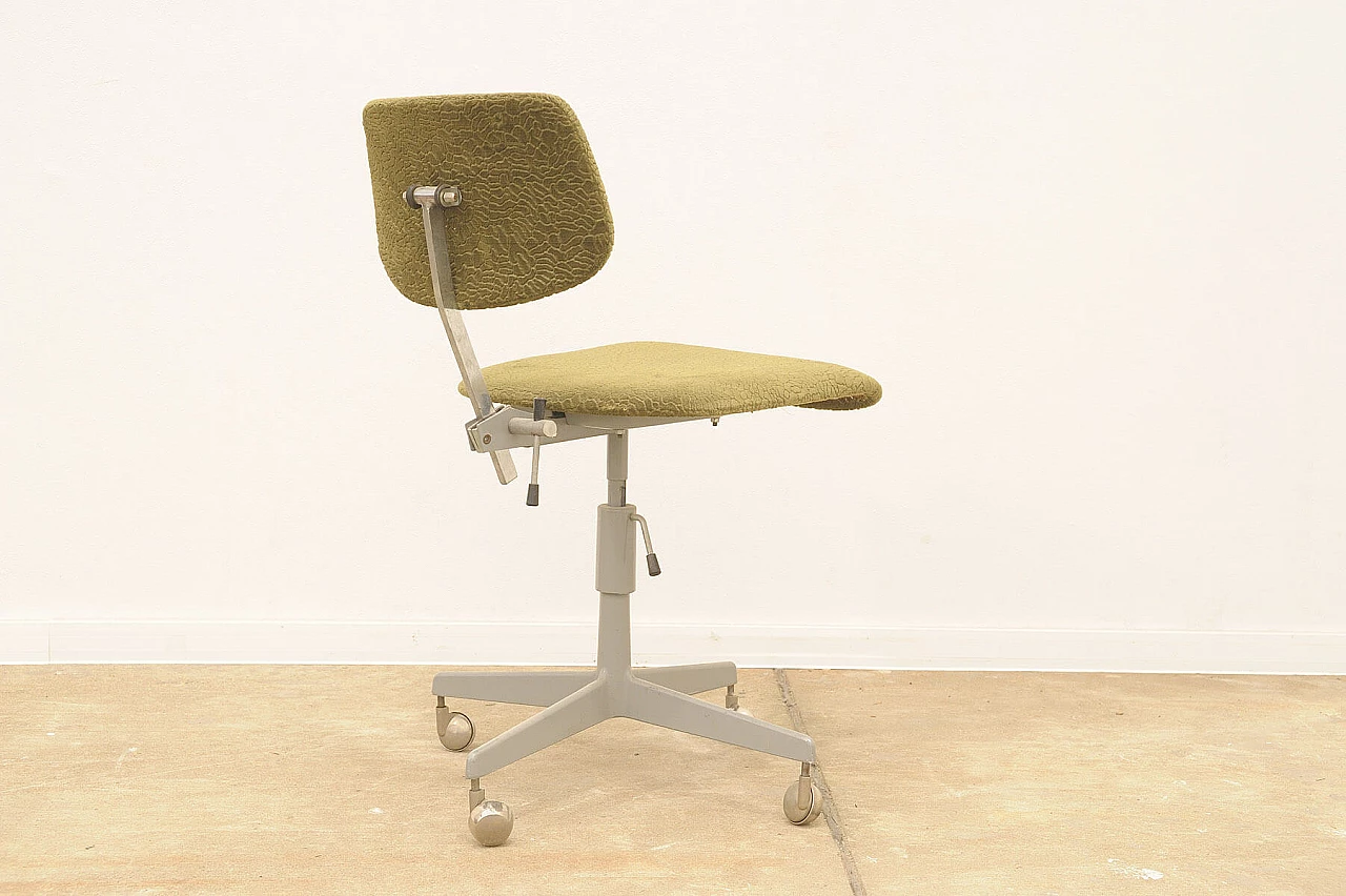 Plastic, fabric and iron swivel chair by Kovona, 1950s 10