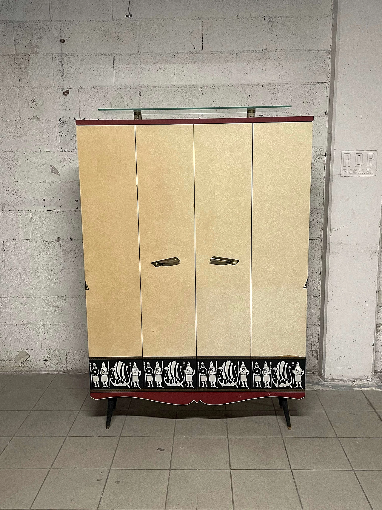 Guardaroba da ingresso in legno rivestito in skai, anni '50 1