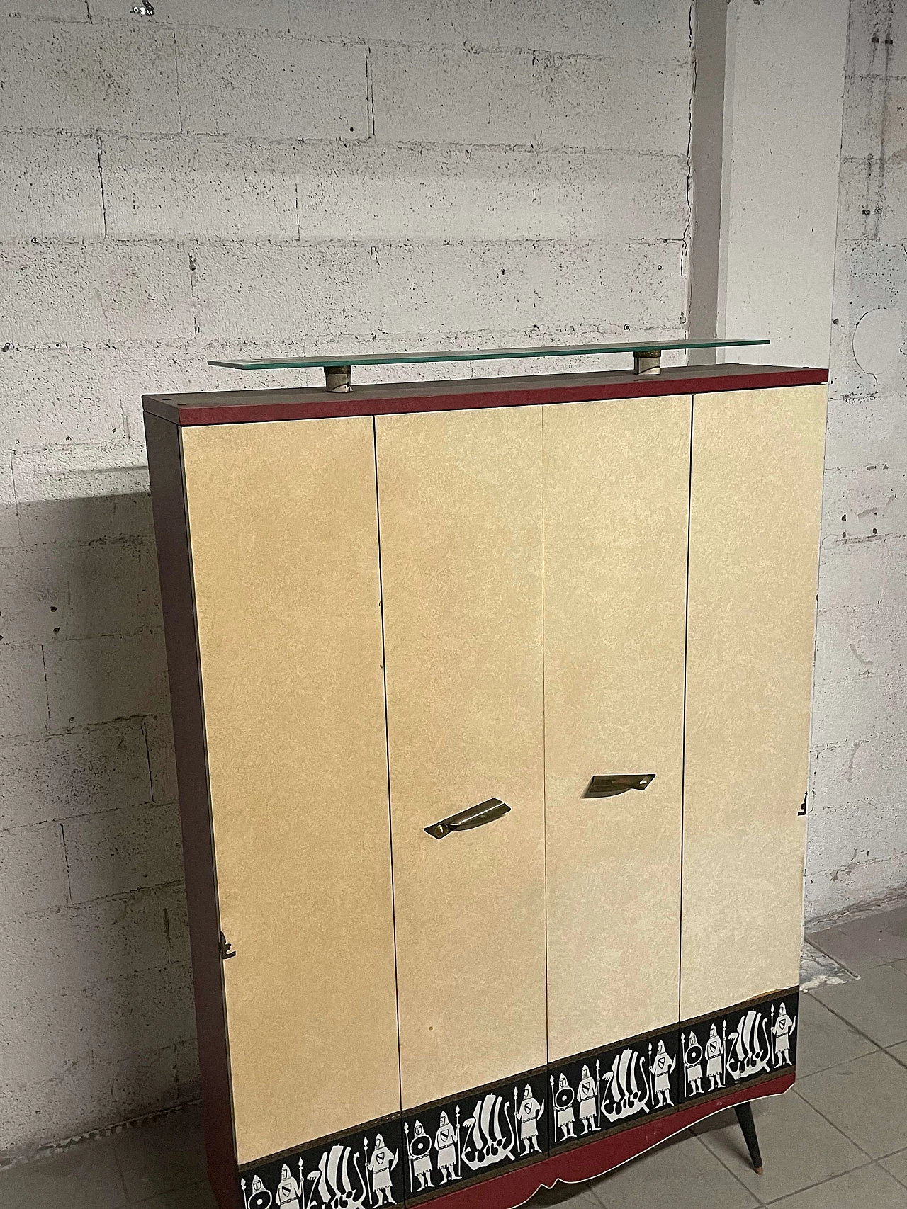 Guardaroba da ingresso in legno rivestito in skai, anni '50 3