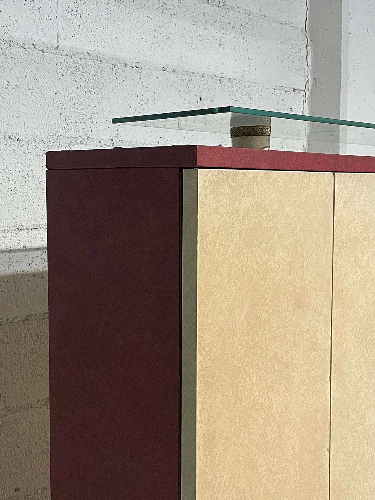 Guardaroba da ingresso in legno rivestito in skai, anni '50 5