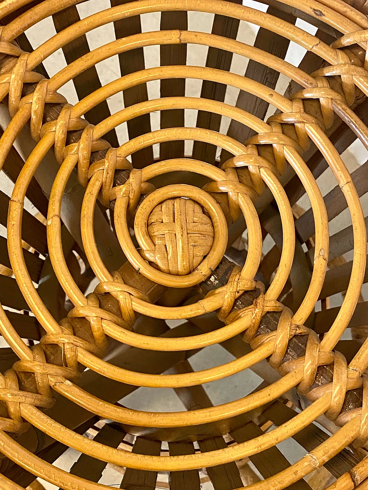 Coppia di sgabelli in bambù, anni '70 3