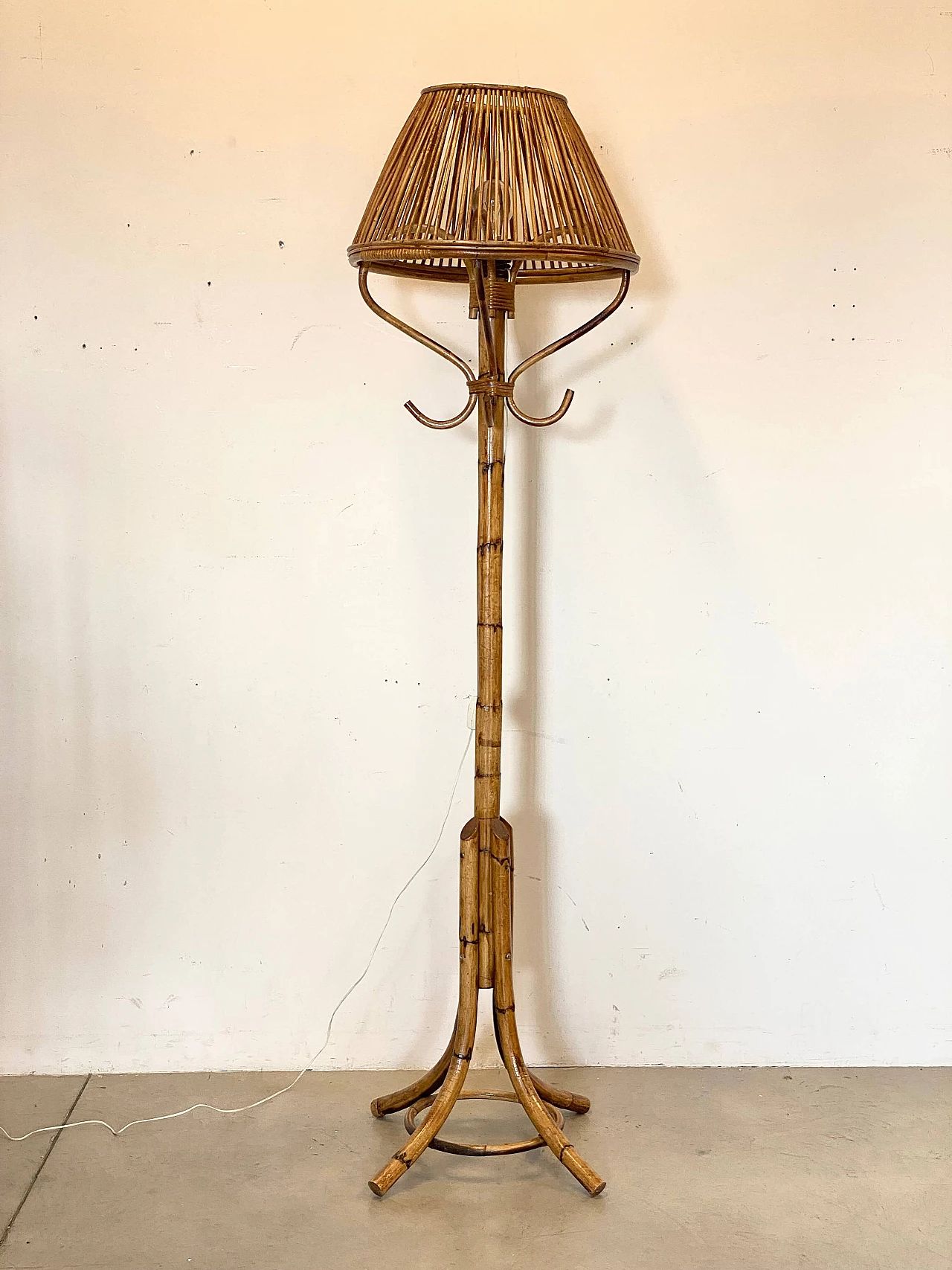 Cane and bamboo floor lamp, 1970s 1
