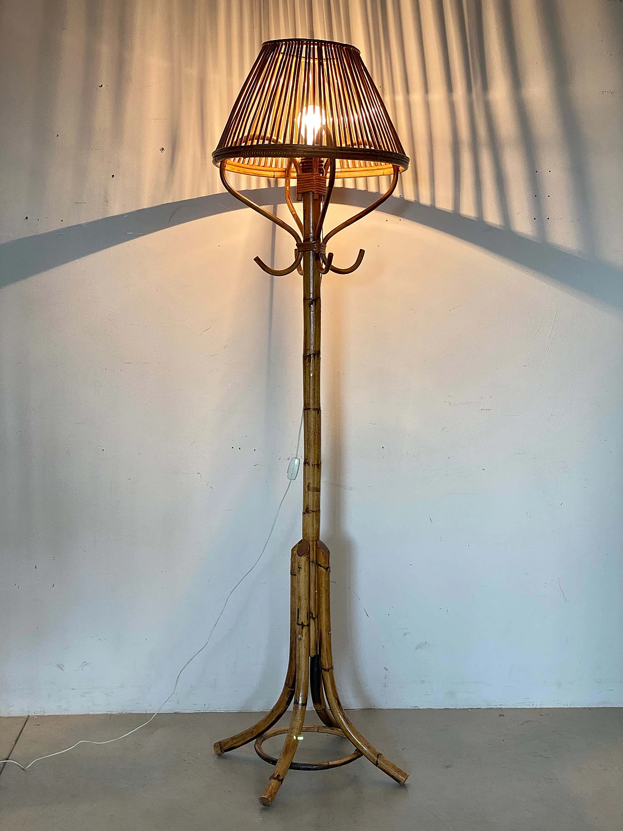 Cane and bamboo floor lamp, 1970s 10