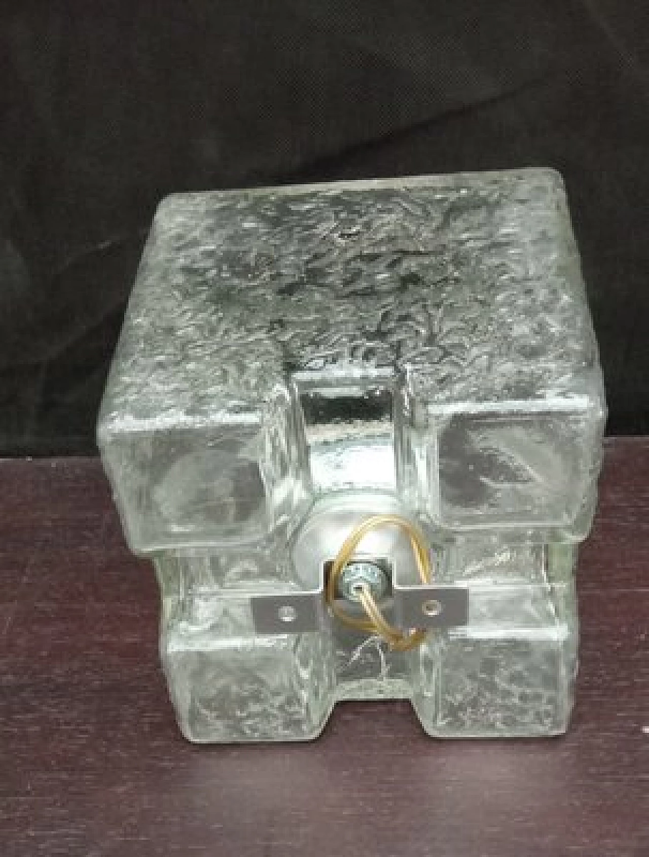 Pair of Murano glass cube ceiling lamps by Toni Zuccheri for Veart, 1970s 6