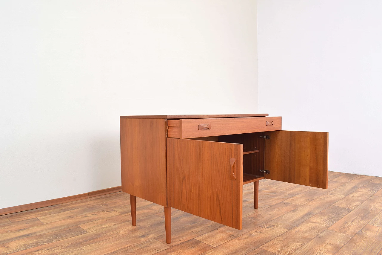 Teak sideboard by Clausen & Søn, 1960s 9