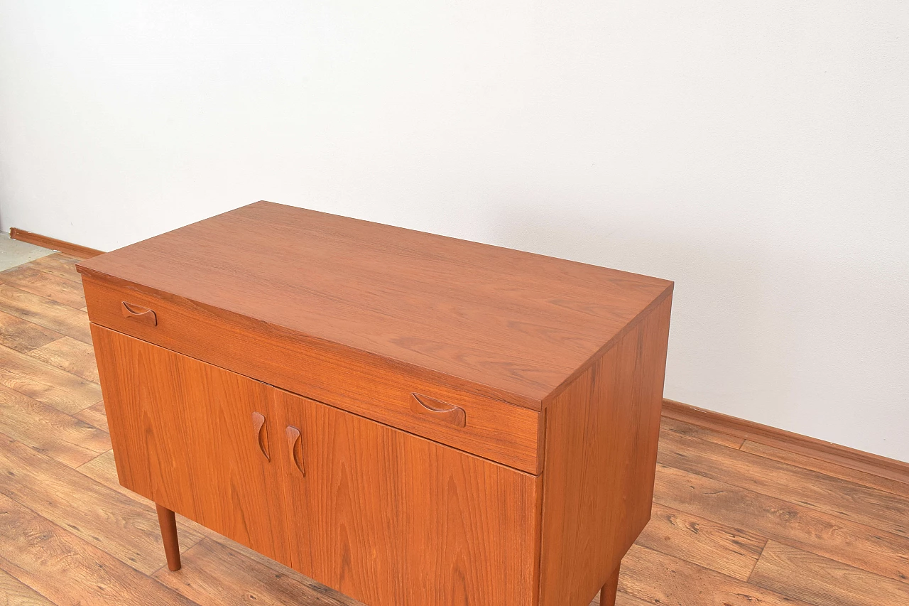 Teak sideboard by Clausen & Søn, 1960s 10